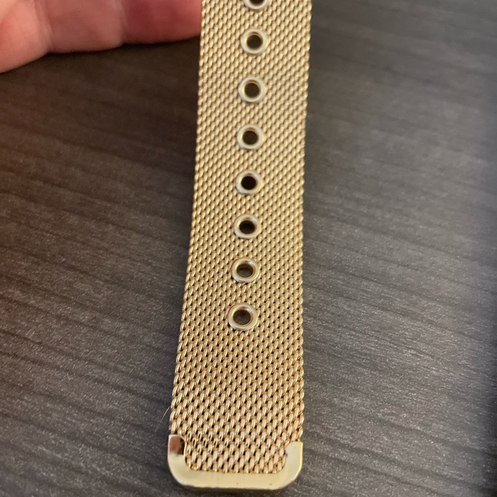 Large Faux Gold Watch - Picture 5 of 6